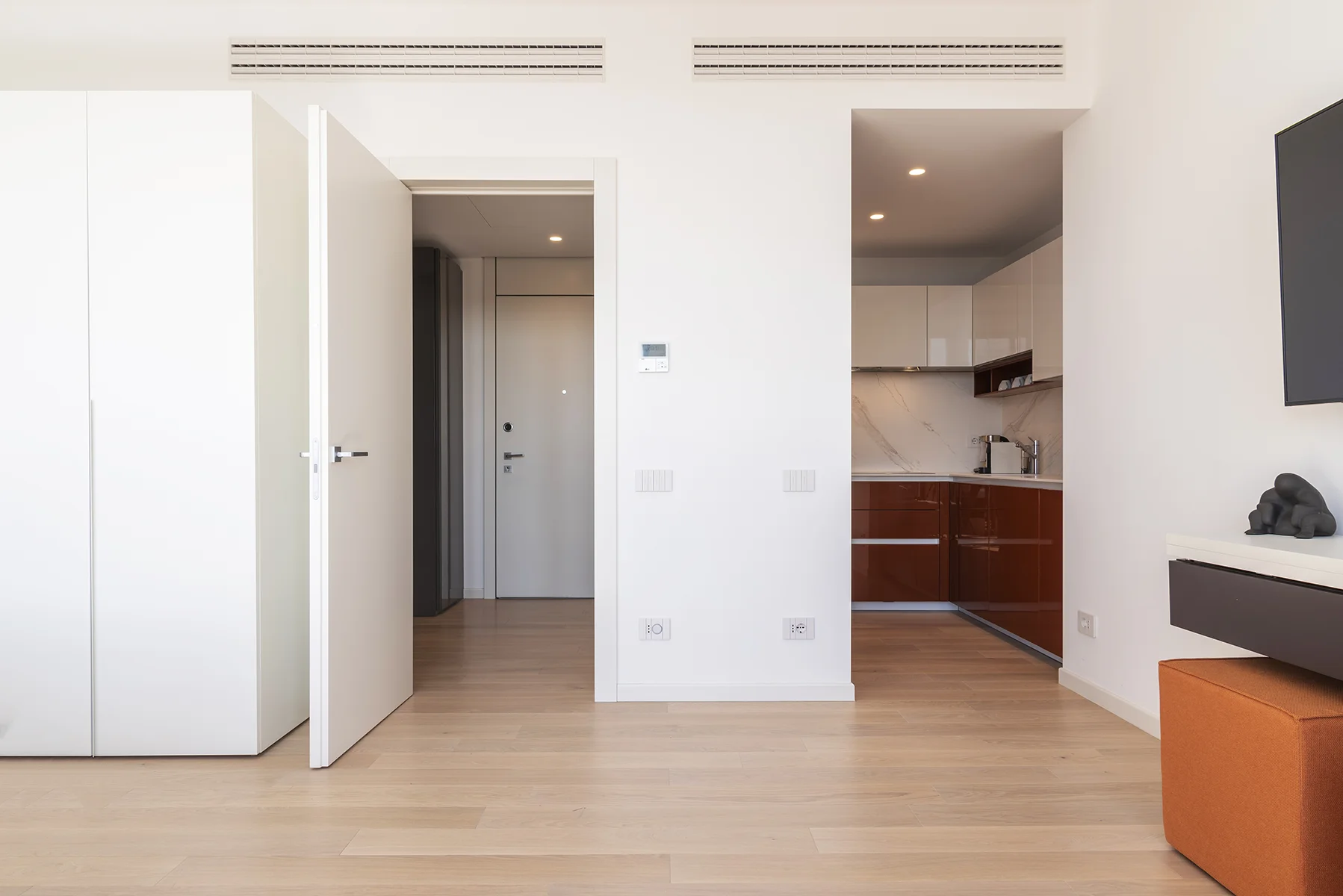 Interni suite easyhomes stile newyorkese Largo Corsia dei Servi