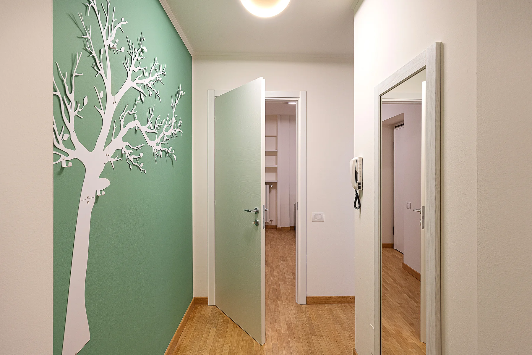 Interni bilocale design contemporaneo Via Castaldi 4